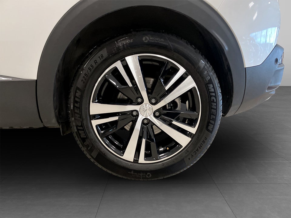 Bild på Peugeot 3008 GT Ultimate Business 1.6 180hk Aut B-KAMERA CARPLAY