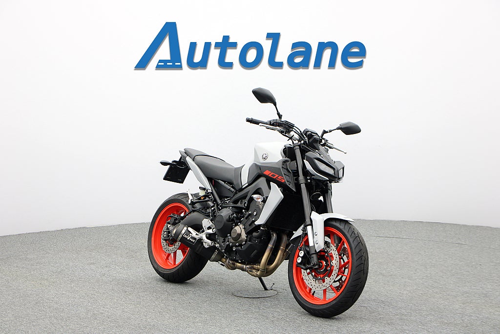 Yamaha MT-09 *Leovince Nyservad