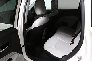 SUV Jeep Compass 25 av 27