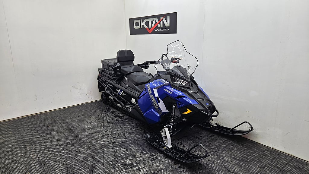 Polaris 800 Titan SP 155