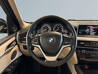 BMW X5 xDrive40e Drag Mvärm Panorama Kamera Rattvärme S&V-däck