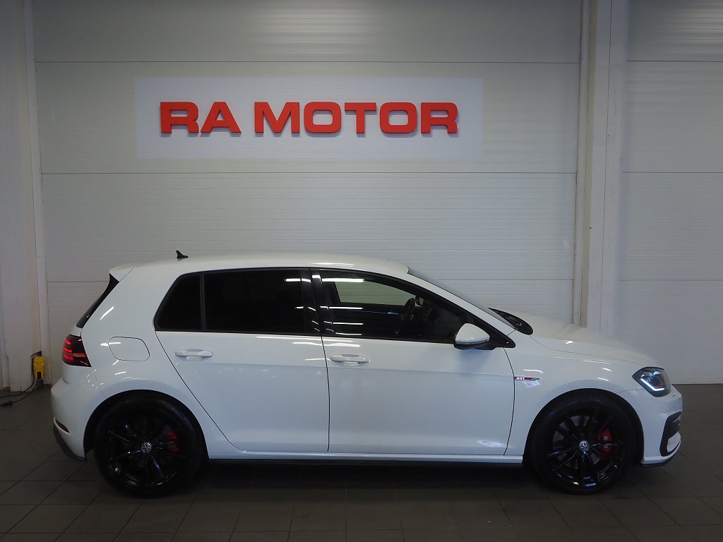 Volkswagen Golf GTI 2.0 TSI 245hk Performamce |Cockpit|Backkamera|M&K| 2018