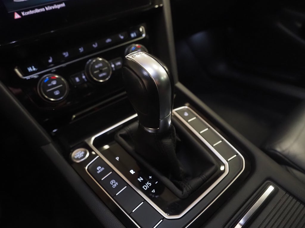 Volkswagen Passat SC TDI 190hk GT 4M R-Line |Drag|D-värm|Cockpit| 2019