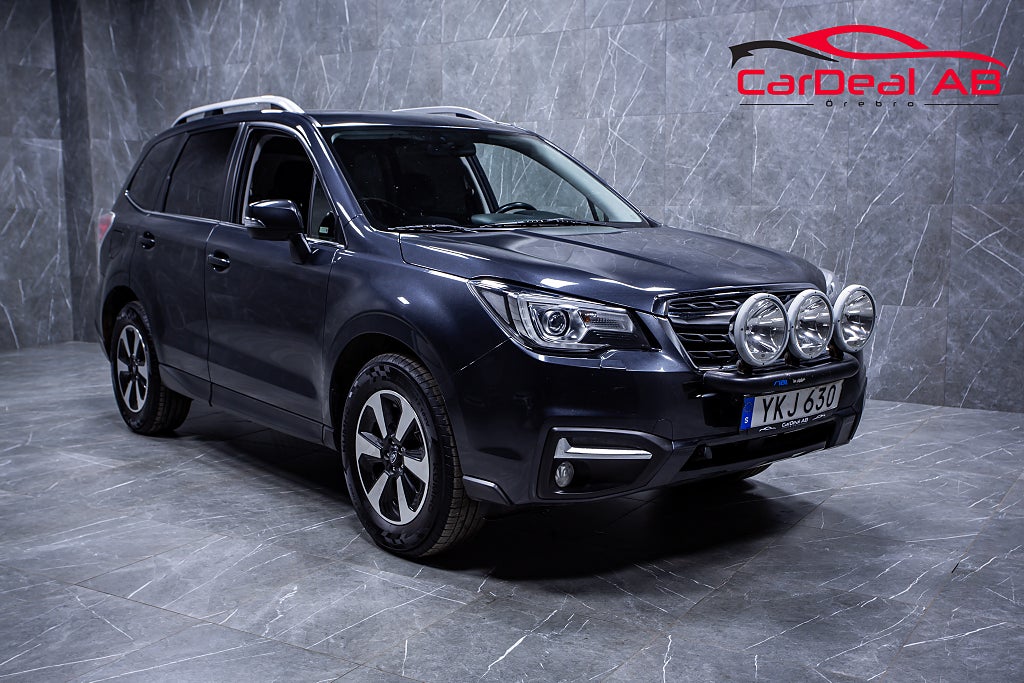 Subaru Forester 2.0 4WD Lineartronic Värmare Extraljus Kamera Drag
