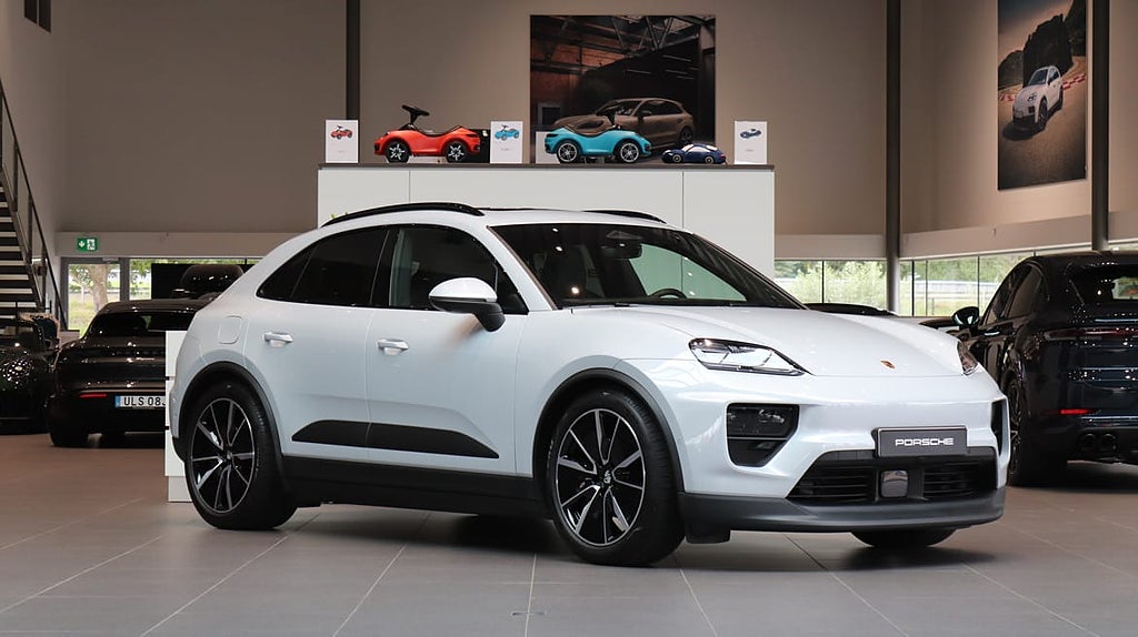 Porsche Macan 4 Electric