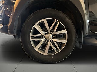 Toyota Hilux Dubbelhytt 2.4 AWD MOMS/MoK/Skinn/Kamera/Dvärm/Ledramp – bild 14
