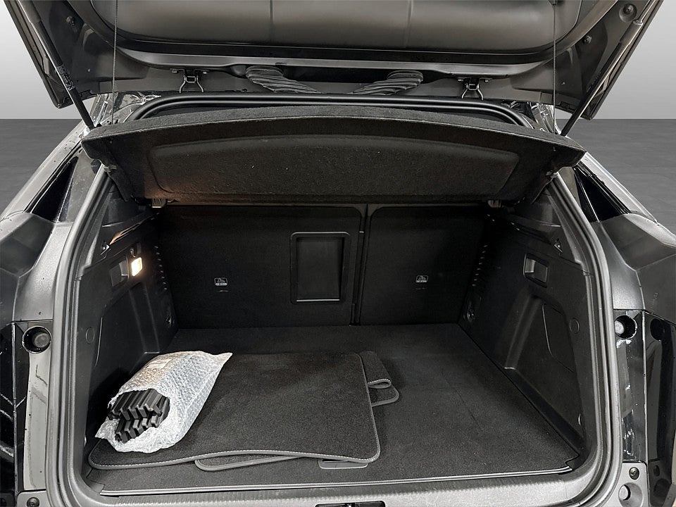 Bild på Peugeot 3008 GT HYBRID4 300hk Aut AWD - B-KAMERA