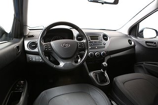 Halvkombi Hyundai i10 12 av 21