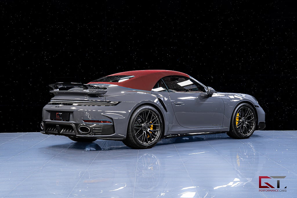 Porsche 911 992.2 Turbo S Cab MOMS Full Carbon Burmester Lift ACC