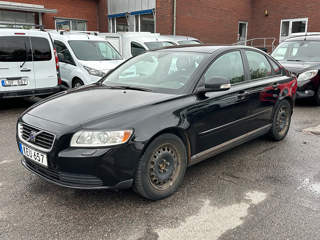 Volvo S40 1.6 D Kinetic Euro 4 / Ny besiktad