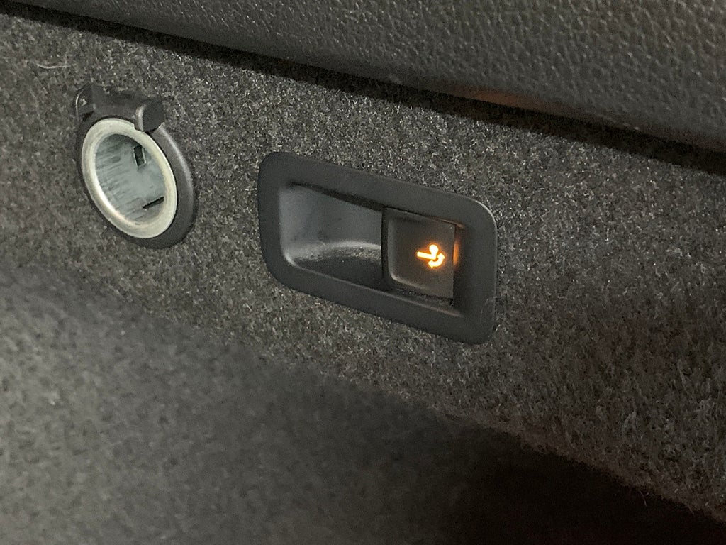 Volkswagen Passat SC GTE 218hk | Drag | Värmare | Cockpit |