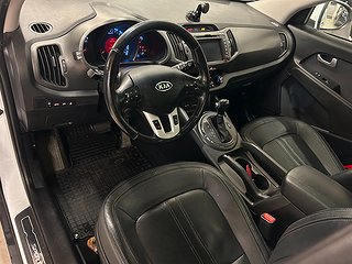 Kia Sportage 2.0 CRDi AWD S&V-däck/MoK/Drag/Kamera/Pano/S&V