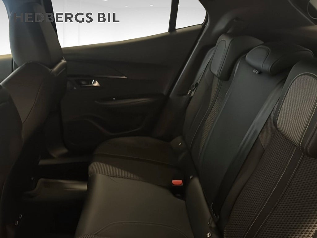Peugeot 2008 1.2 PureTech 130HK GT AUT thumbnail