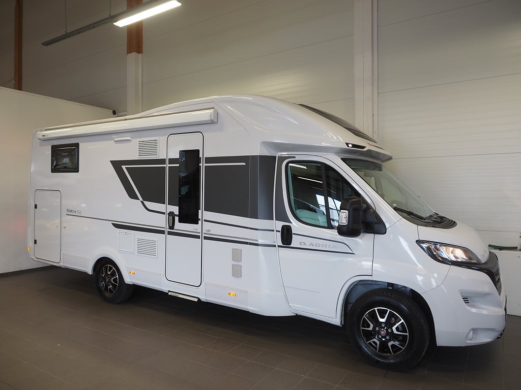 Adria Matrix Axess 670 SL 3500kg I Markis I Cykelställ