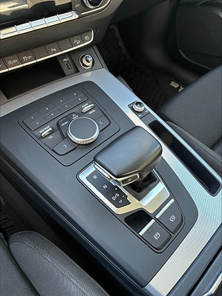 Audi Q5 45 TFSI Quattro Proline Drag MoK B-värmare Kamera