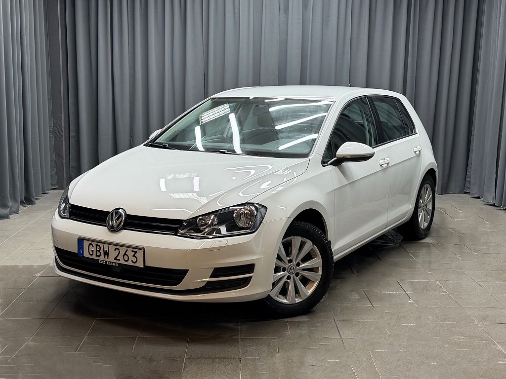 Volkswagen Golf 5-dörrar 1.6 TDI Dragkrok Dieselvärmare 