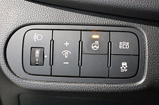 Minibuss Kia Carens 23 av 25