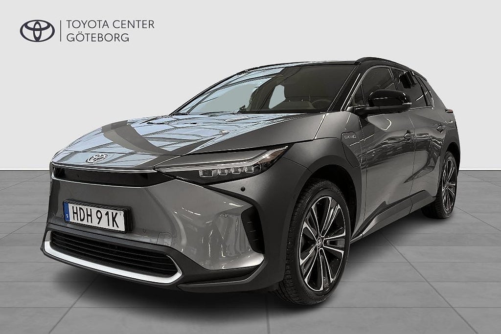 Toyota bZ4X AWD EXECUTIVE PANORAMAGLASTAK BITONE