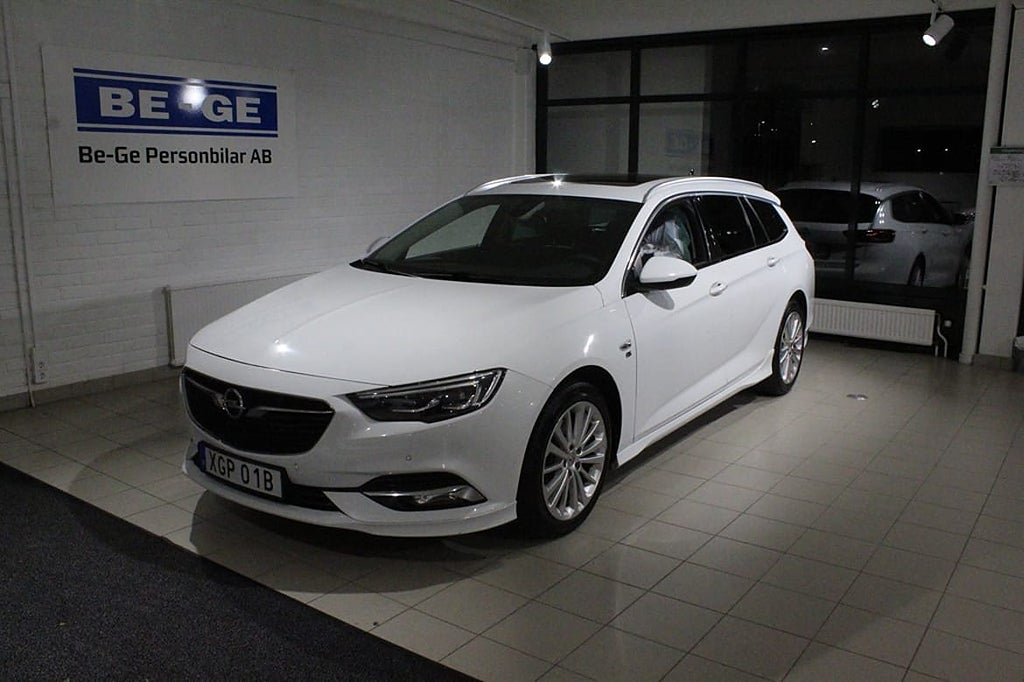 Opel Insignia Sports Tourer OPC 4x4 2.0 209HK Drag Panorama