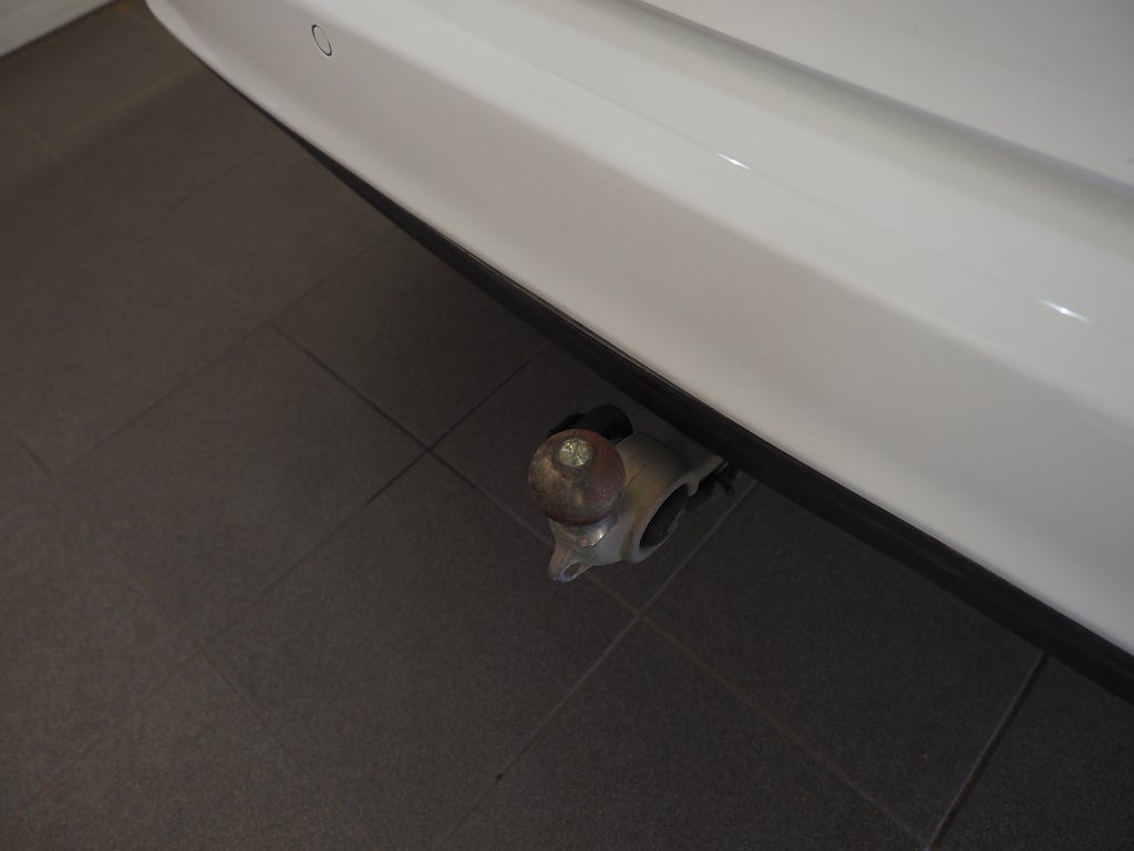 Mercedes-Benz E 220 T BlueTEC 9G-Tronic 170hk Classic Drag 2015