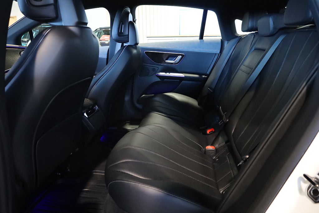 Mercedes-Benz EQE 300 89 kWh Electric Art Line  Navi Leasbar Kamera 2023