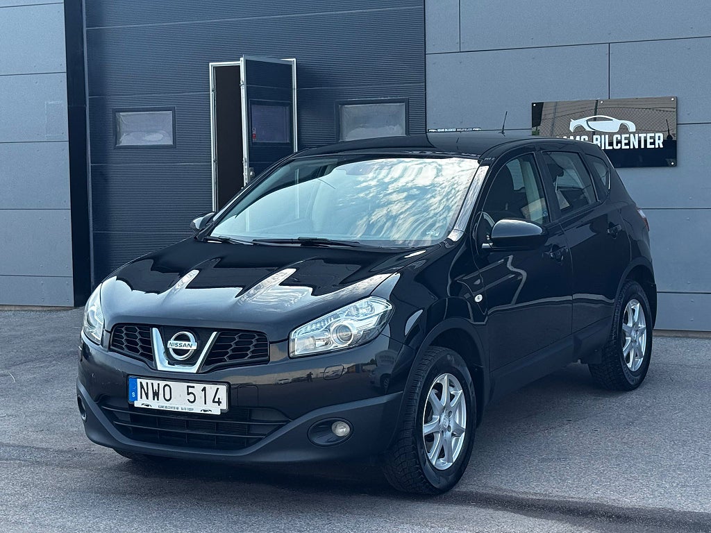 Nissan Qashqai 2.0 ny servad\ Dragkrok