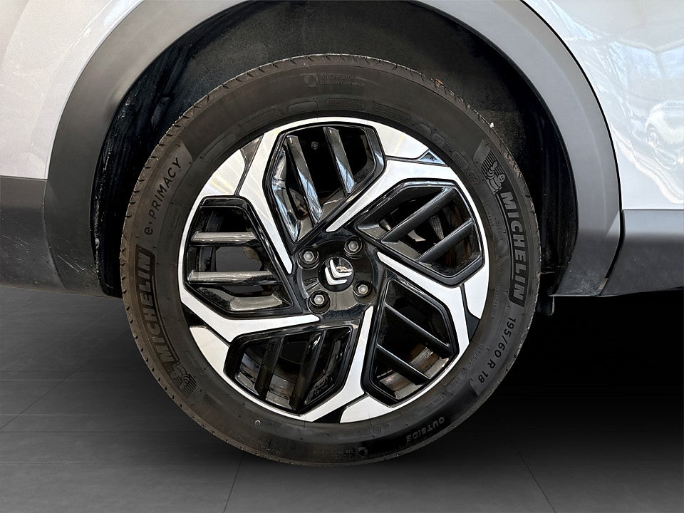 Bild på Citroën C4-X Shine 1.2 PT 130hk Aut B-KAMERA CARPLAY