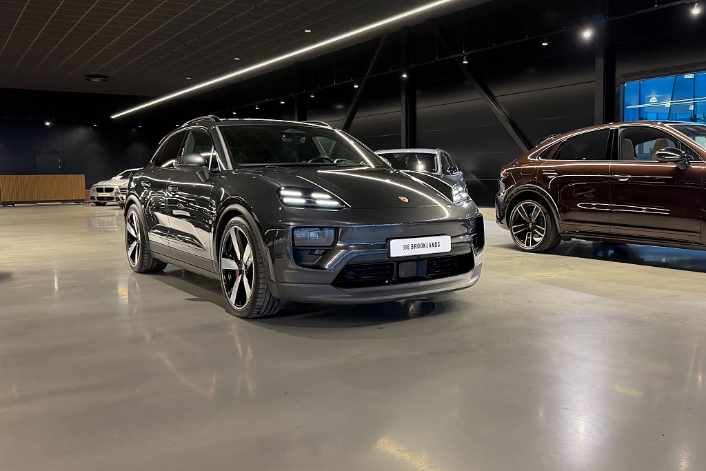 Porsche Macan 4S 4S Luftfjädring / 18-vägs sportstolar / Panorama / BOSE