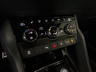 Skoda Karoq 1.5 TSI ACT Style S&V-Hjul/Drag/Backkam/Carplay/Elstol – bild 23