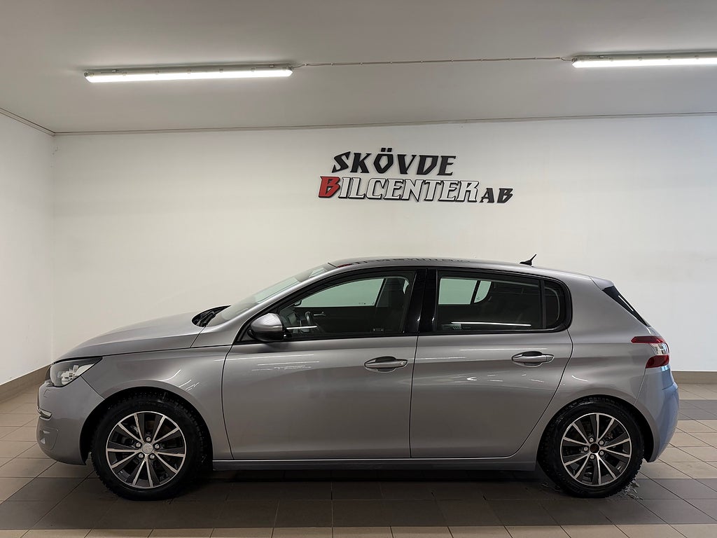 Peugeot 308 1.6 THP Active/6800Mil/1-Ägare/Drag/Panorama/GPS/M-Värmare