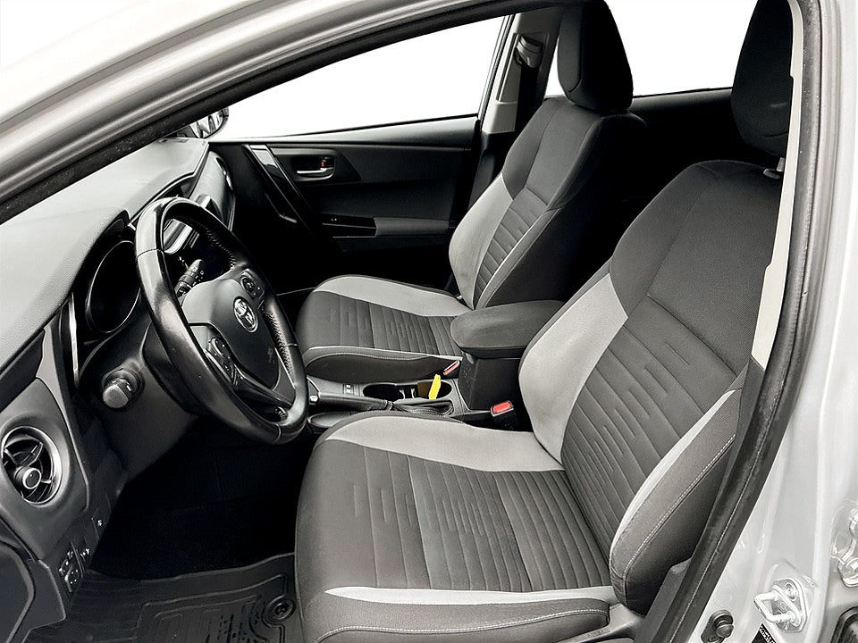 Bild på Toyota Auris Touring Sports Hybrid 136hk Aut B-KAMERA FARTHÅLLARE