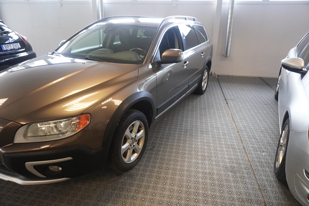 Volvo XC70 D5 AWD Geartronic Momentum Business Edition Pro Euro 5