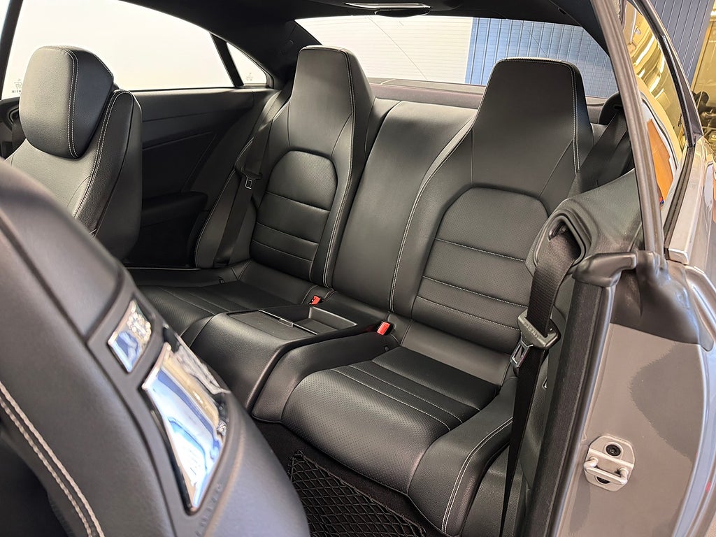 Mercedes-Benz E 2010 - miniatyr 6