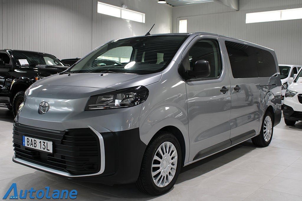 Toyota Proace Verso 2.0 D-4D 9-Sits,Cockpit,Värmare,360°,CarPlay, 177hk