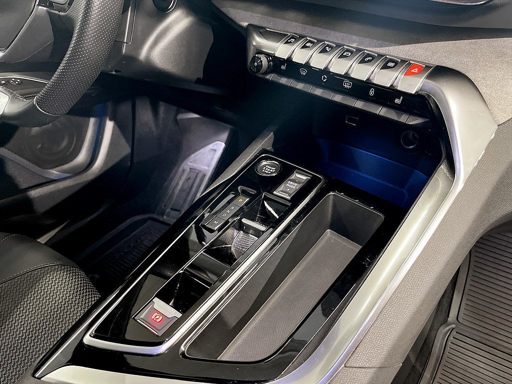 Bild på Peugeot 3008 GT 1.2 PT 130hk Aut - B-KAMERA, CARPLAY