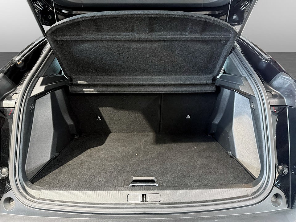 Bild på Peugeot 2008 GT 1.2 PT 130hk Aut B-KAMERA ELSTOL NAVI