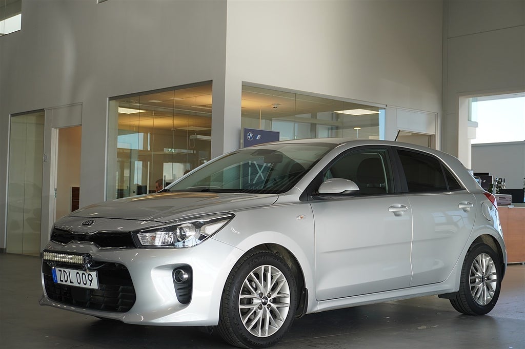 Kia Rio GLS 1,4 99hk Aut Rattvärme CarPlay | Ränta 2,99%