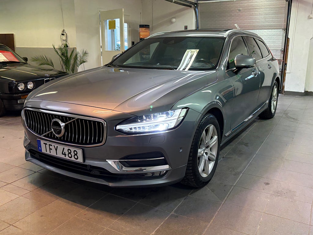 Volvo V90 D5 AWD AUT B&W Inscription (Se utrustningen)Panorama 