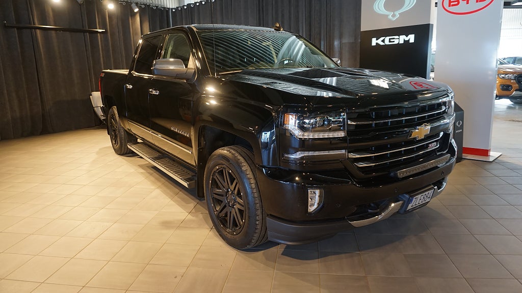 Chevrolet Silverado 1500 Crew Cab 6.2 V8 E85 4WD Hydra-Matic 