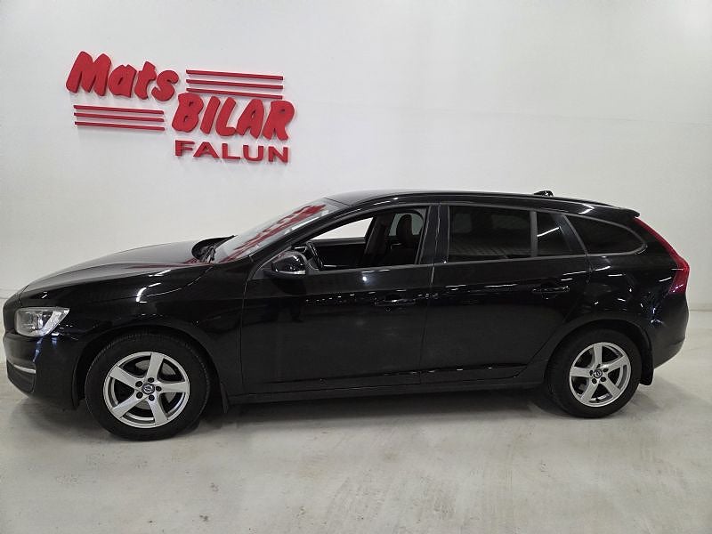 Volvo V60 T3 Manuell 152 Hk Kinetic