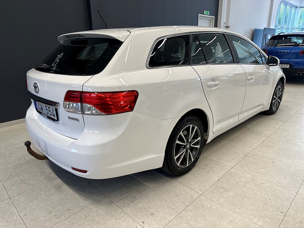 Toyota Avensis Kombi 1.8 Valvematic Busniess /B-kamera/Dragkrok