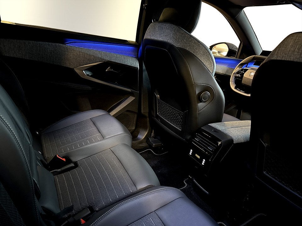 Bild på Peugeot 5008 GT Hybrid 145hk Aut - NYA VINTERHJUL INGÅR!