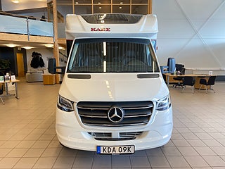 Husbil-halvintegrerad Kabe TMRX 780 LXL 2 av 33