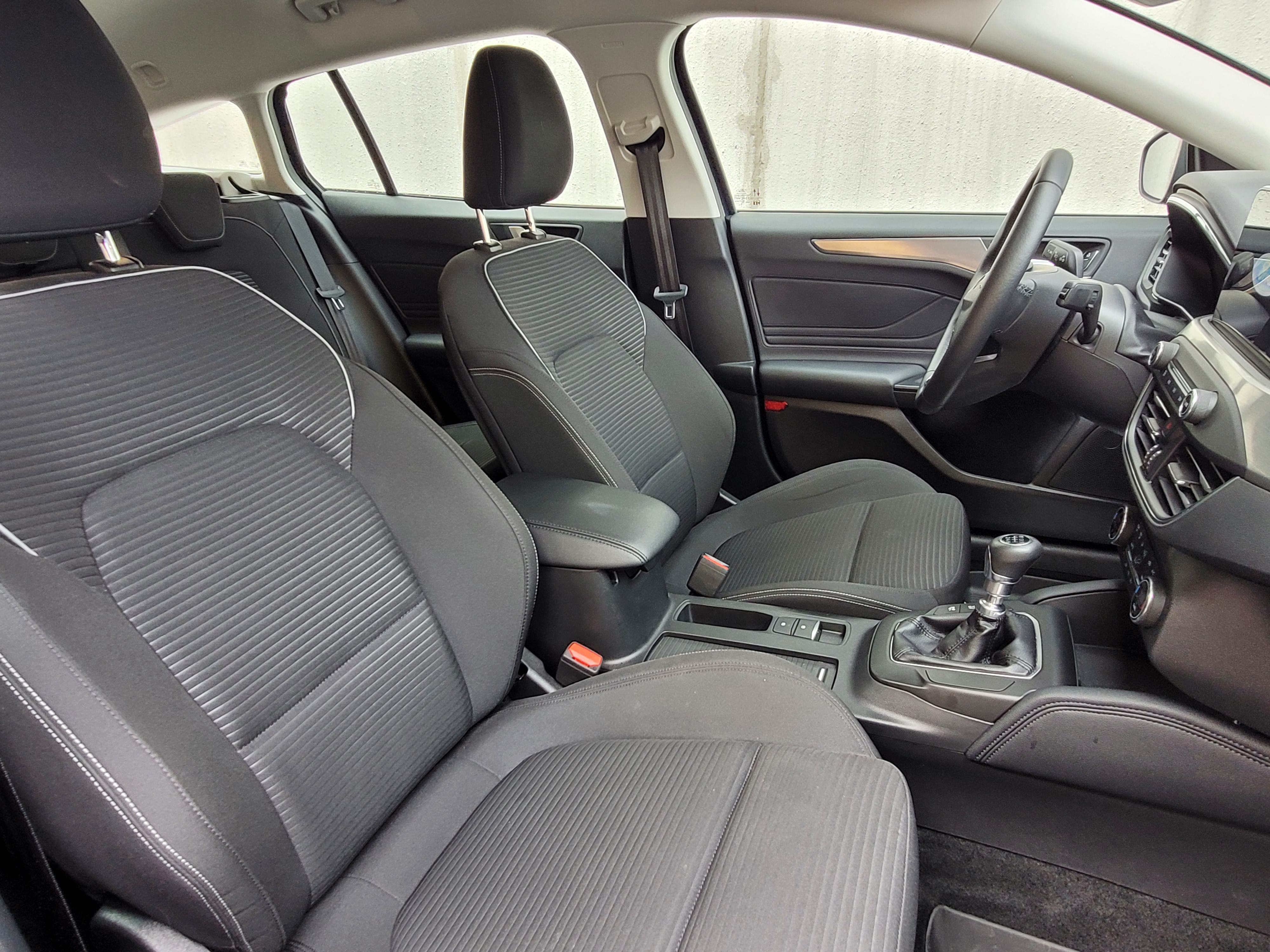 Ford Focus 2020, bild 5/10