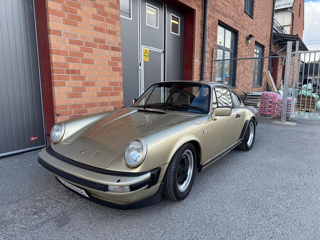 Porsche 911 SC 204hk, Coupé, Fuchs, Nyservad