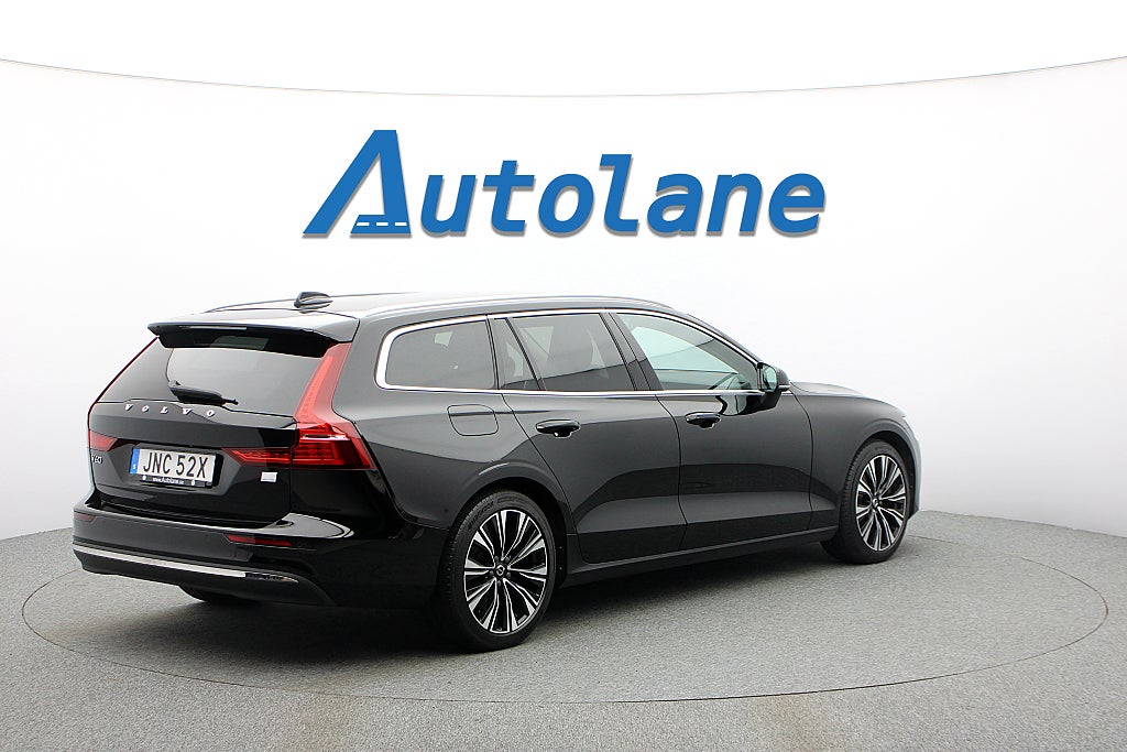 Volvo V60 Recharge T6 AWD Core Edition Sommarkampanj 4,99% 399hk