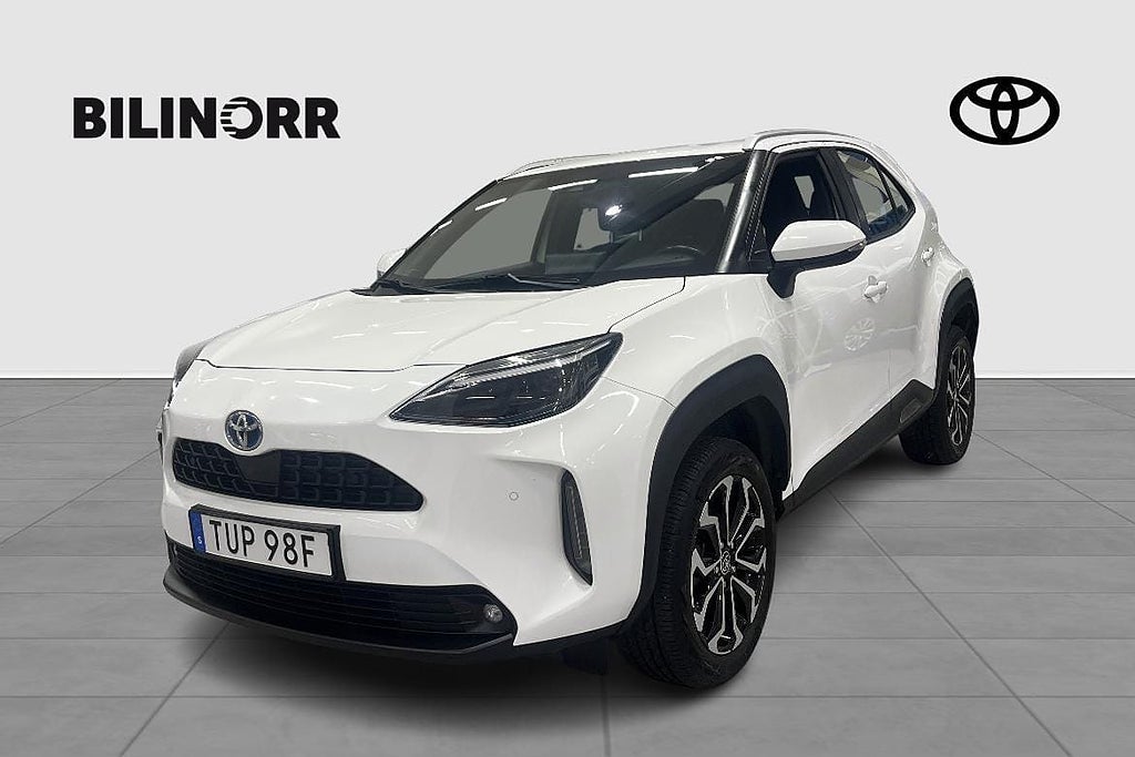 Toyota Yaris Cross Hybrid AWD-i AWD