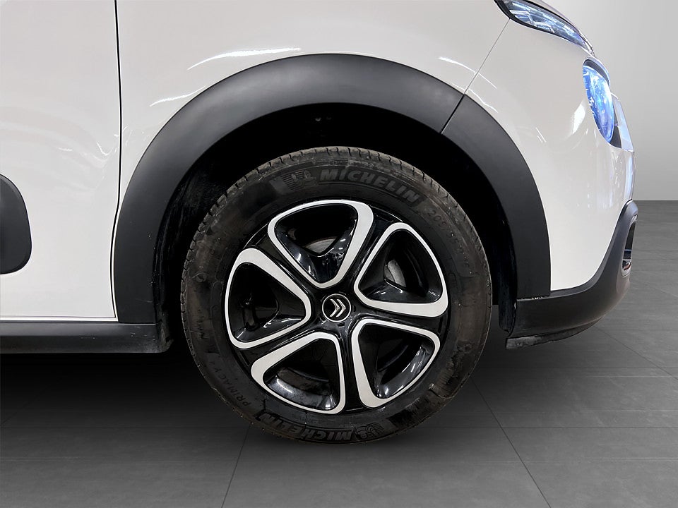 Bild på Citroën C3 1.2 PT FEEL Man 83hk - CARPLAY, NAVI PDC 