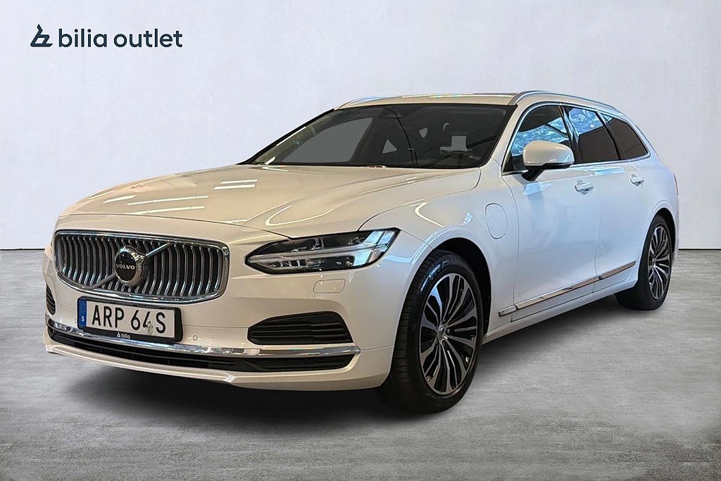 Volvo V90 Recharge T6 AWD Core Värmare Drag B-kam Keyless MOMS