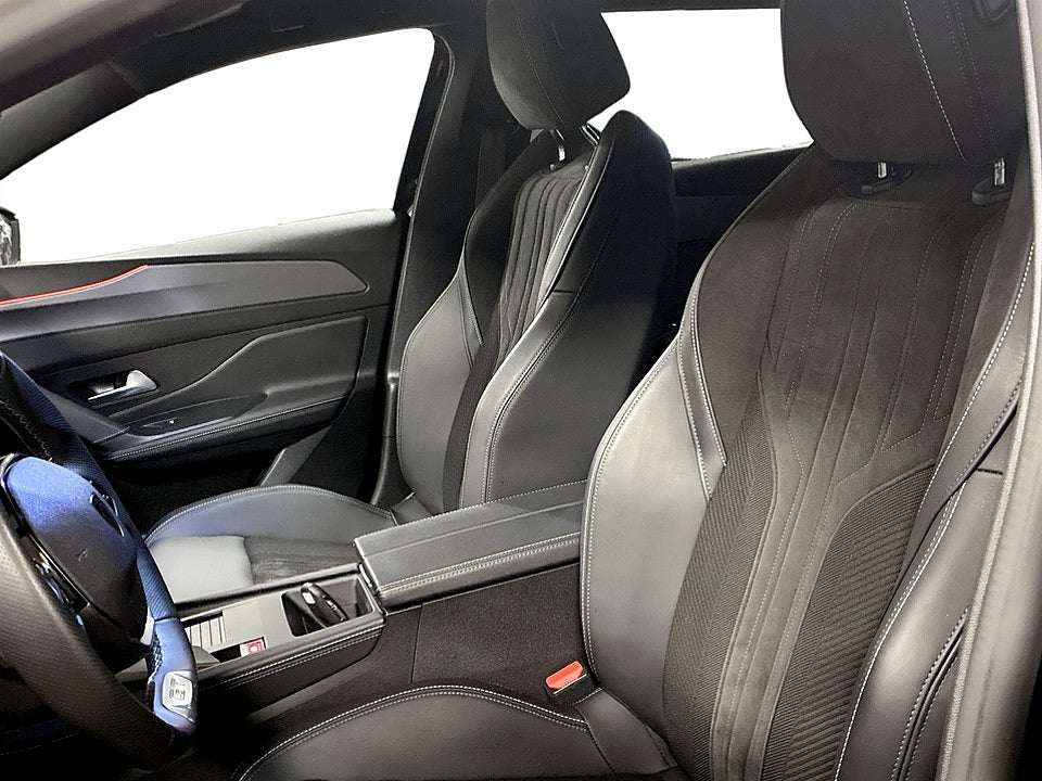 Bild på Peugeot 308 SW GT 1.2 PT 130hk Aut B-KAMERA CARPLAY